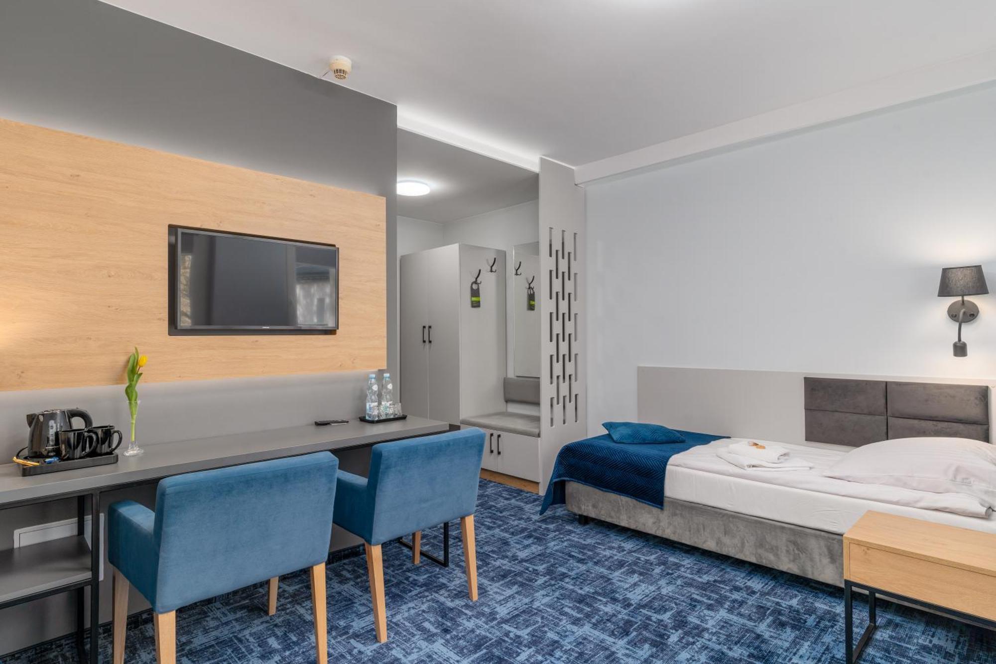 Hotel W Dobieszkowie 스트리코프 외부 사진